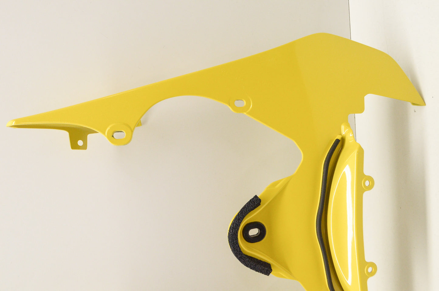New OEM Yamaha Yellow Side Cover Assembly Fairing 08 YZF-R6 NOS