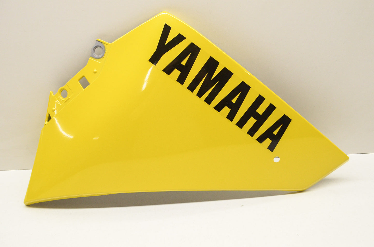 OEM Yamaha 14B-W2838-10-P3 Yellow Under Cover Comp. Fai