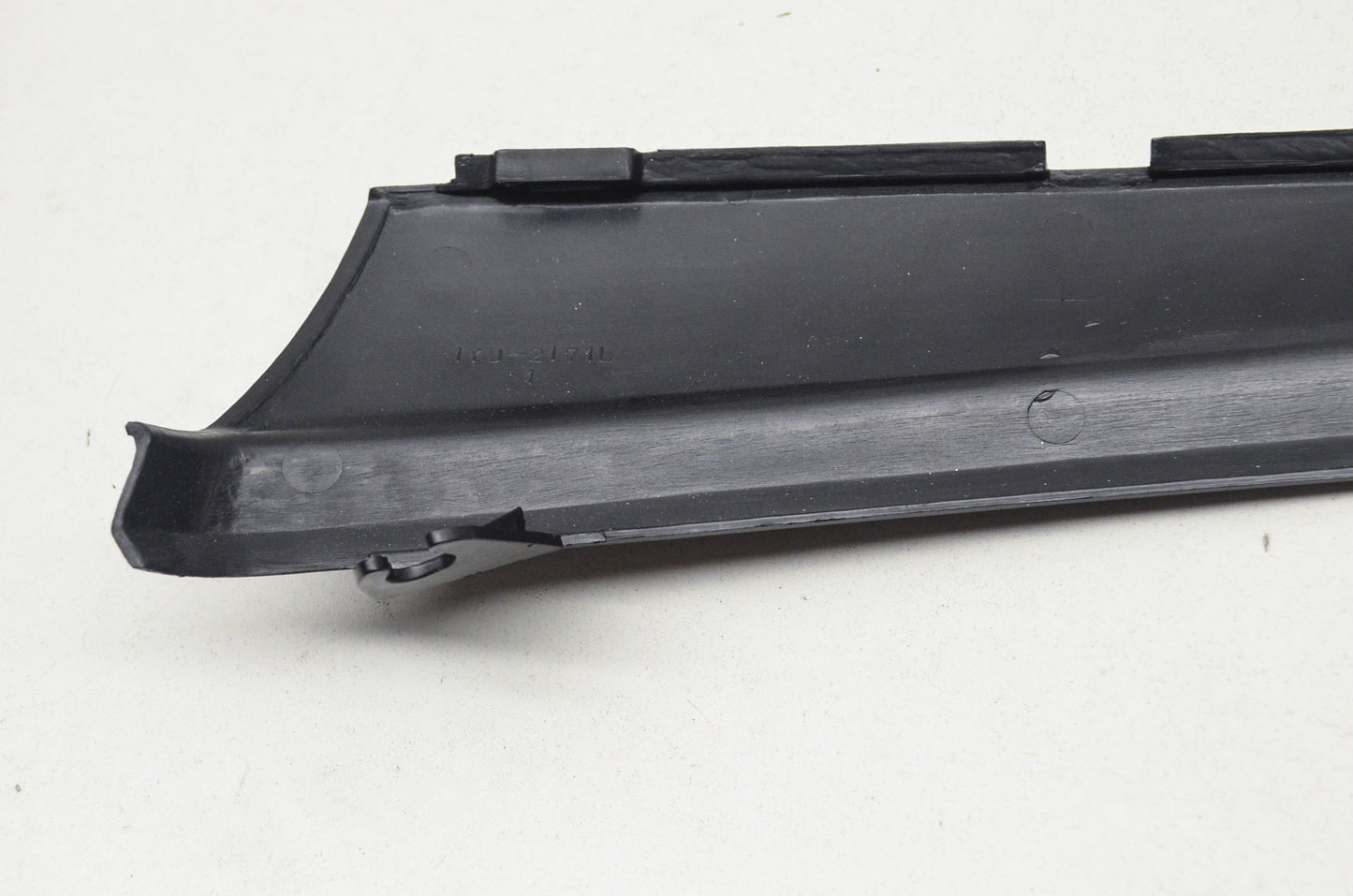 OEM Yamaha 1YU-2171L-00-00 Side Cover Mold 1 NOS