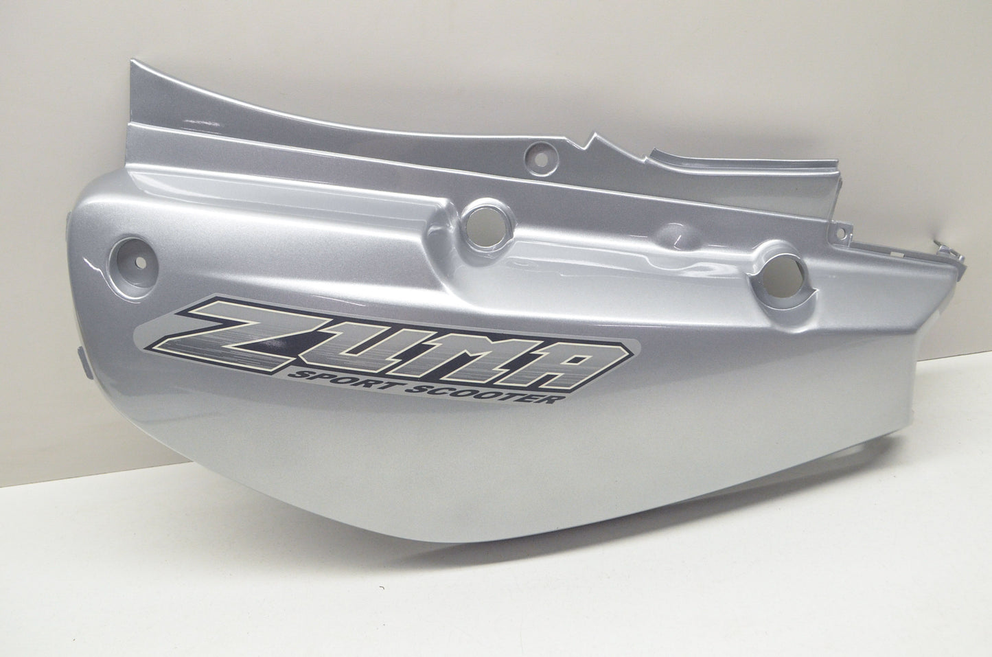 OEM Yamaha 4VP-X2172-20-1V Side Cover NOS