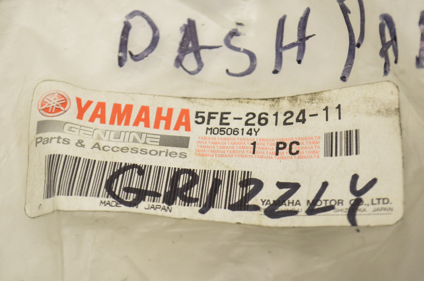 OEM Yamaha 5FE-26124-11-00 Handlebar Protector NOS