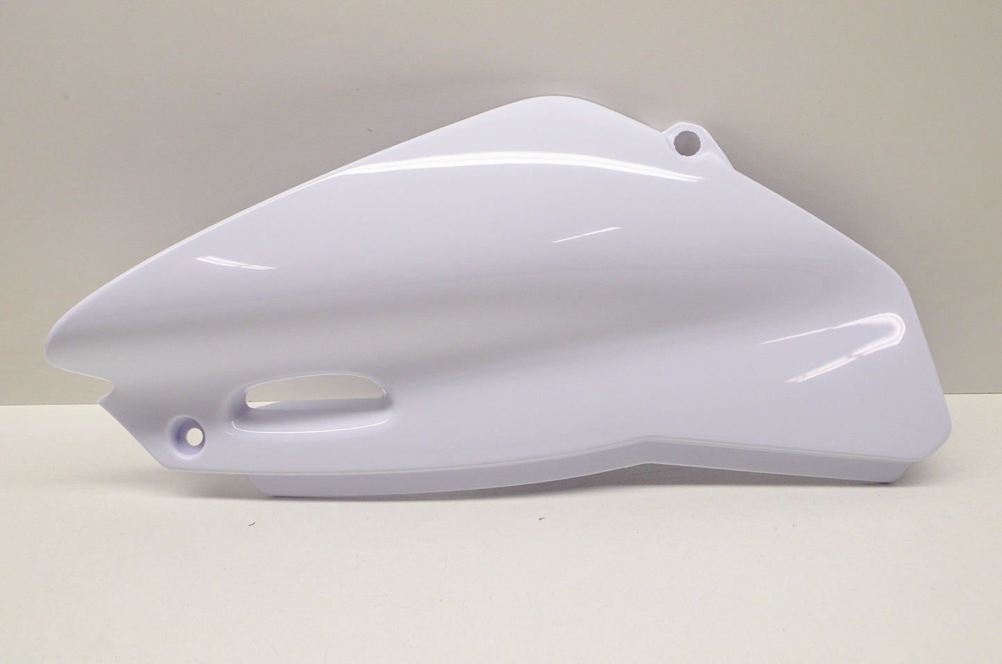 OEM Yamaha 1B2-F1711-00-00 Side Cover 1 NOS
