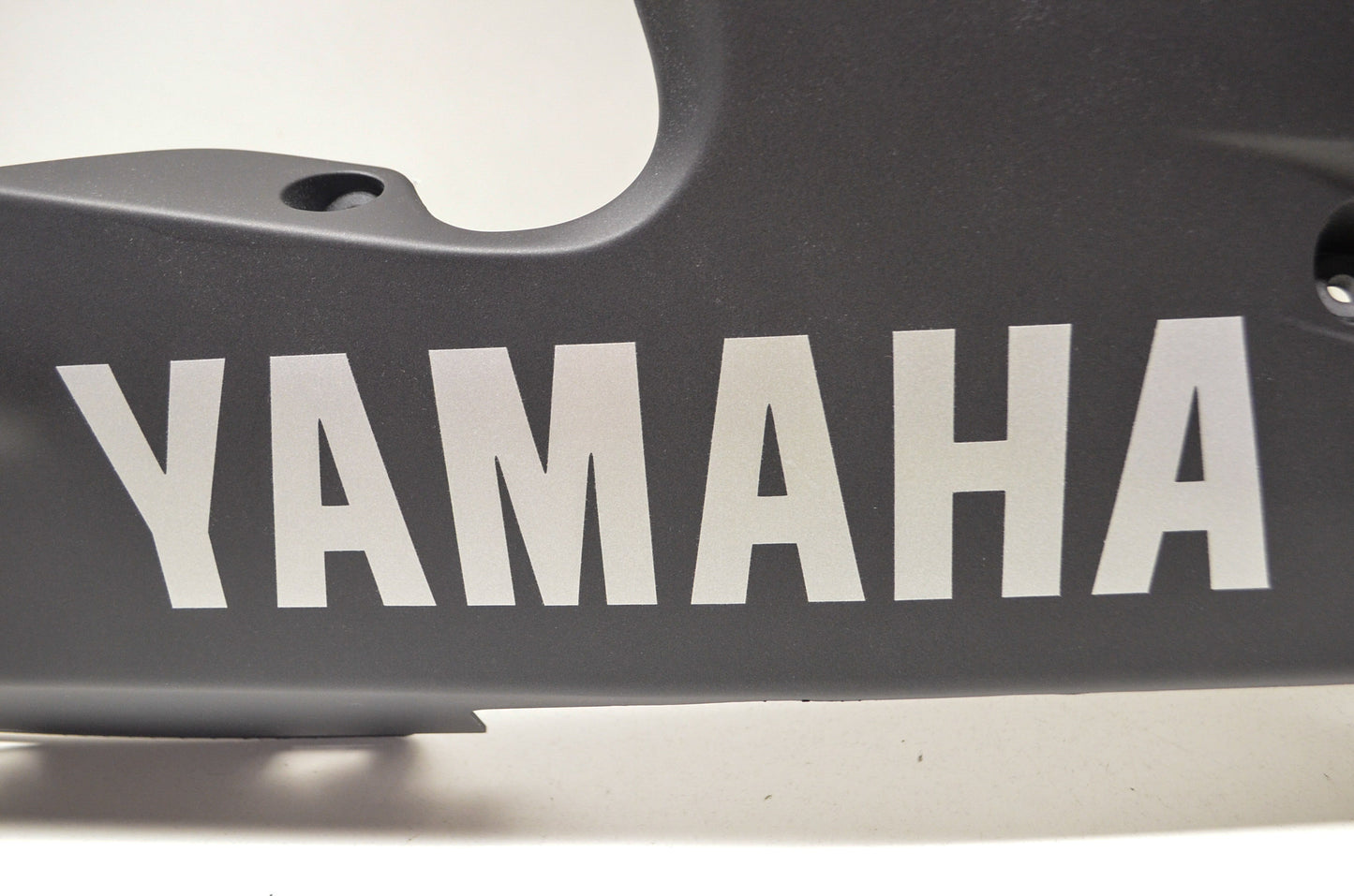 New OEM Yamaha Matte Black Panel Assembly Fairing 99 R6 NOS