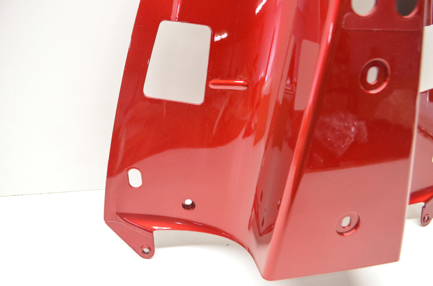 New OEM Yamaha Red Rear Fender Assembly Fairing 11-12 YZF-R1 NOS