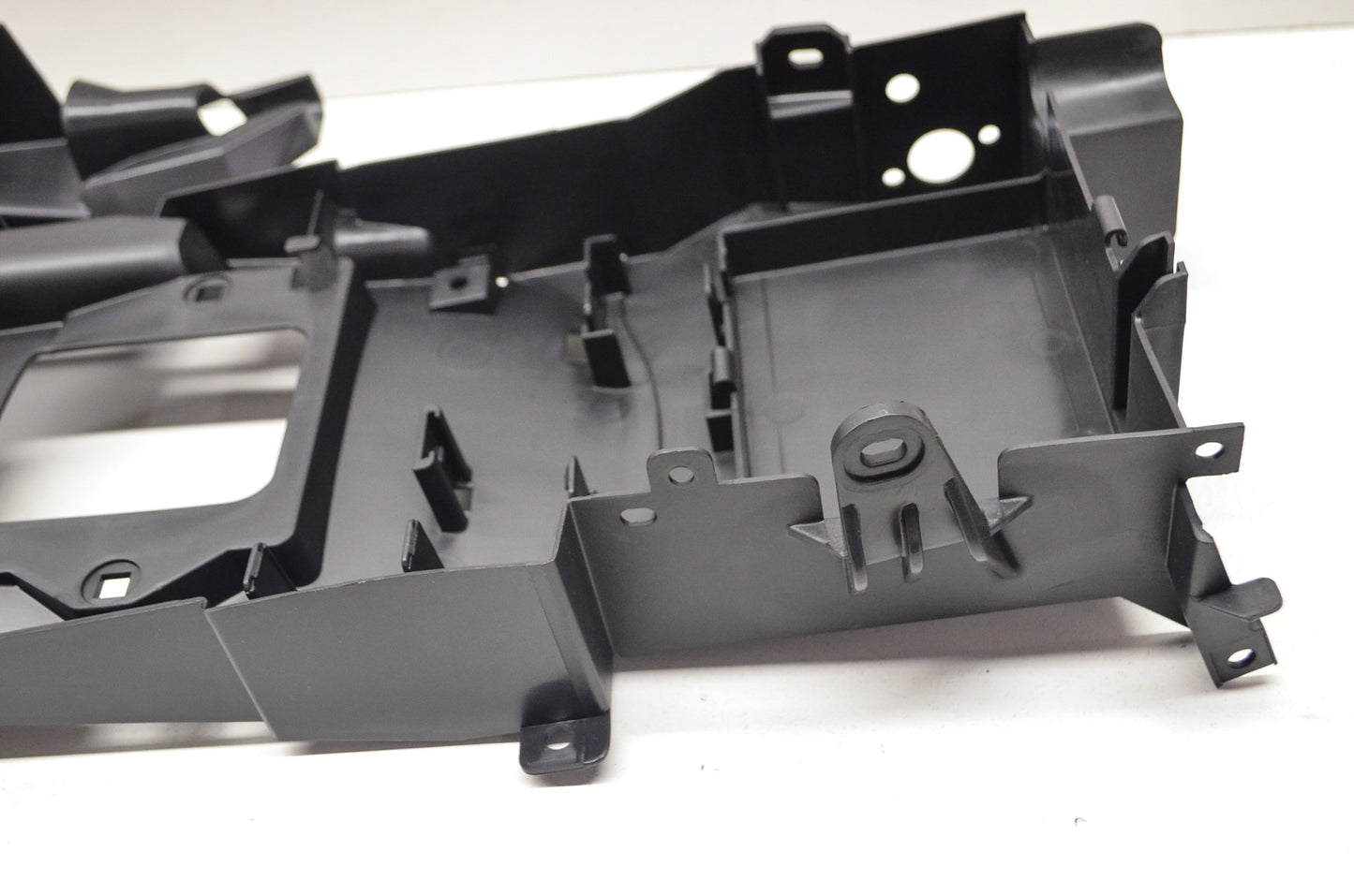 OEM Yamaha 5MT-8212B-00-00 Battery Box 1 NOS