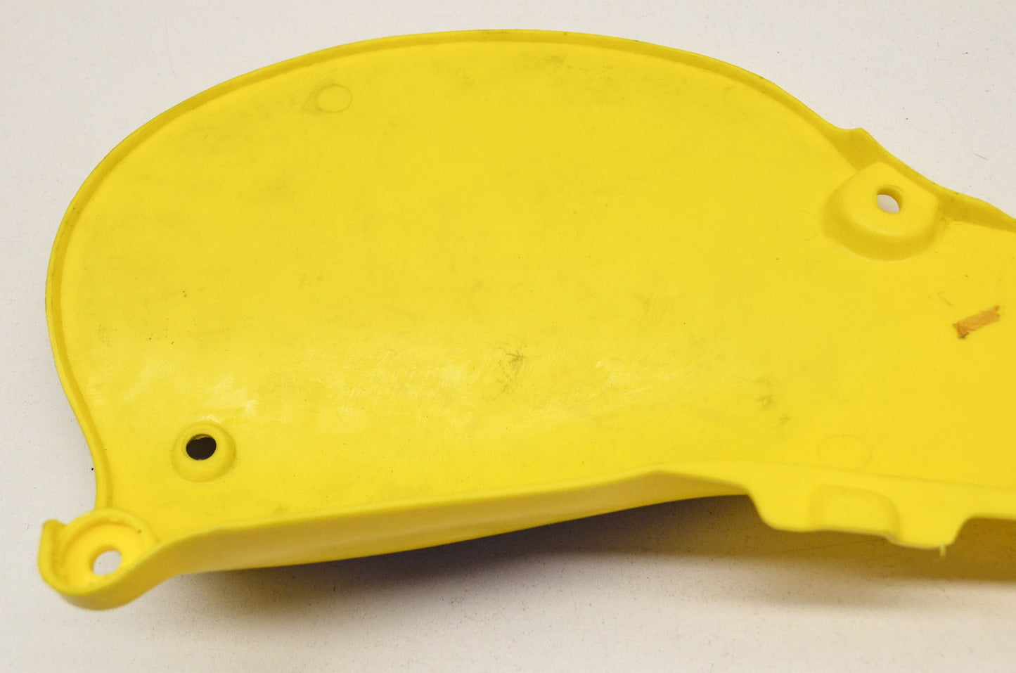 OEM Yamaha 3R1-21721-00-98 Side Cover 2 NOS
