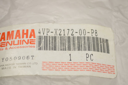 OEM Yamaha 4VP-X2172-00-P8 Side Cover 2 NOS
