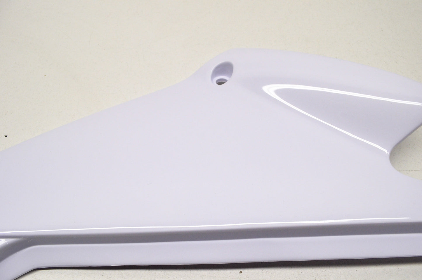 OEM Yamaha 4VW-F1721-00-00 Side Cover Assembly 2 NOS