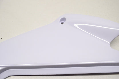 OEM Yamaha 4VW-F1721-00-00 Side Cover Assembly 2 NOS