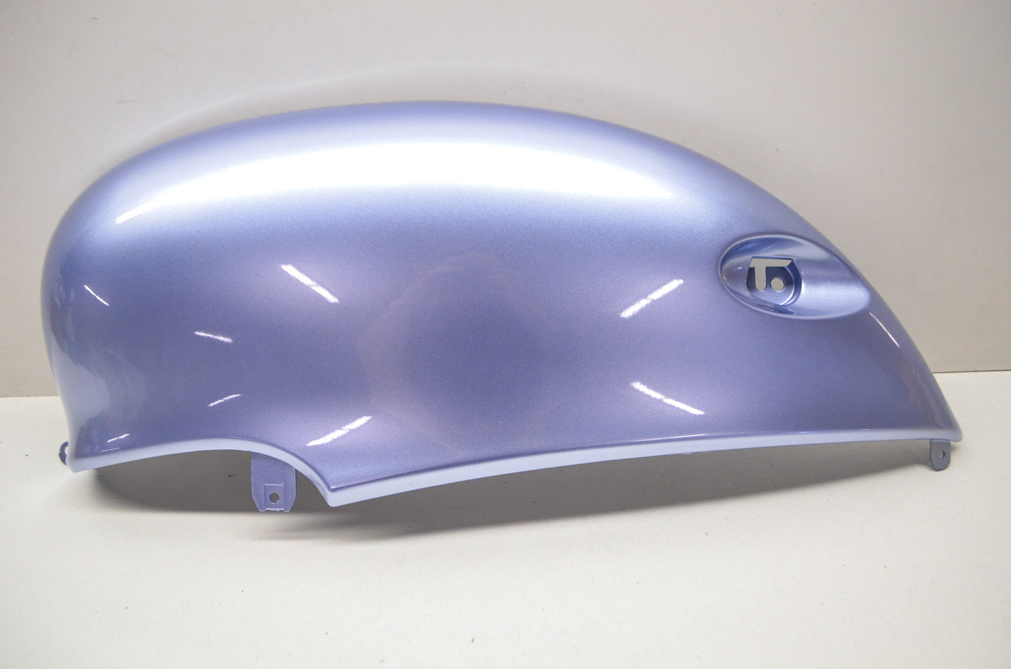 OEM Yamaha 5AU-21721-00-PA Side Cover 2 NOS