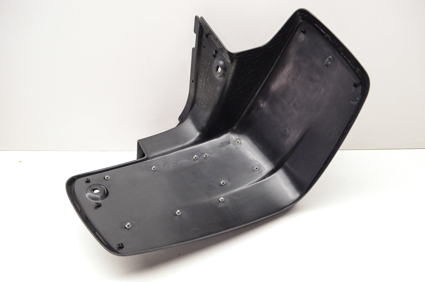 OEM Yamaha 2XJ-W2151-81-00 Complete Front Fender NOS