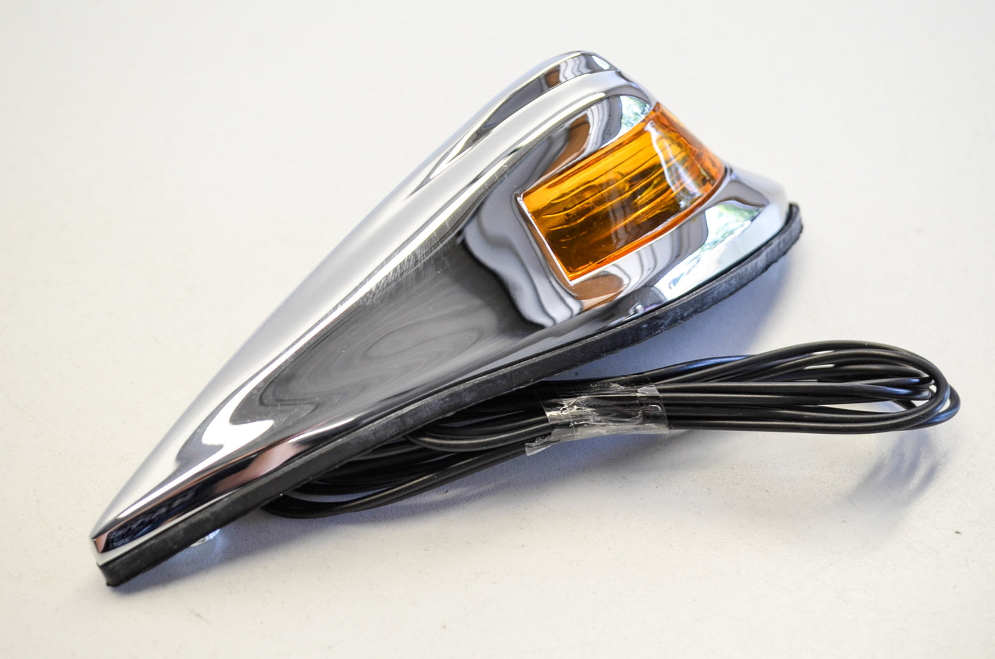New Mid USA Front Fender Lamp 12V Amber NOS