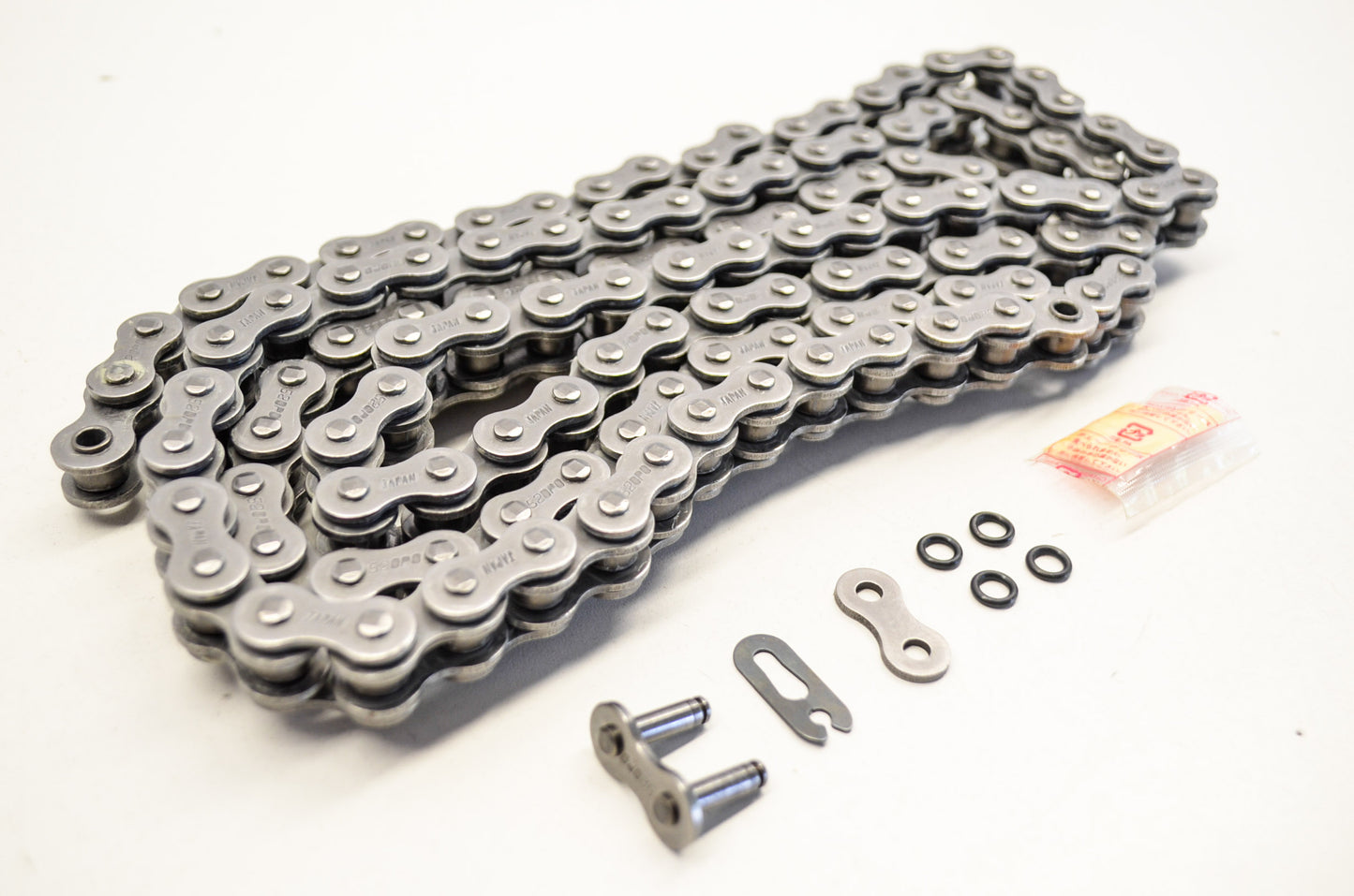 New Parts Unlimited 520 O-Ring Chain 120 Links NOS