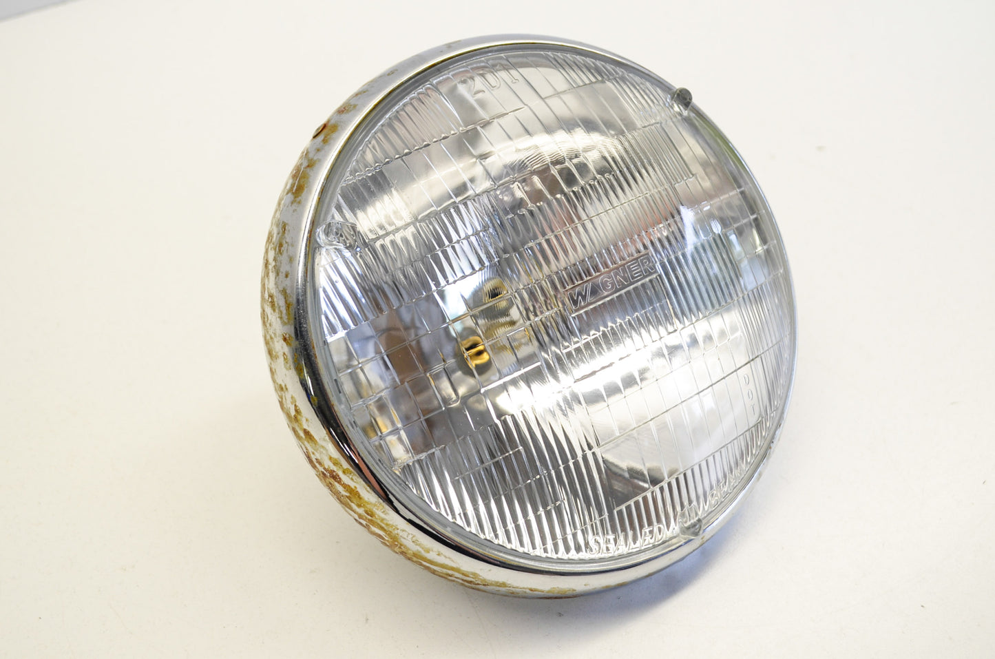 Wagner Sealed Beam Headlight 7'