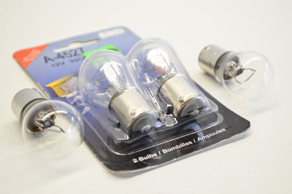New Eiko Flasher Bulb 12V 32CP QTY 4 NOS