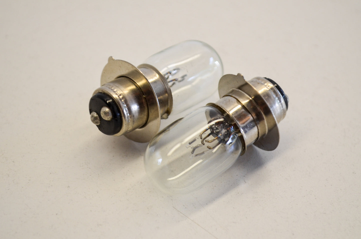 New Eiko Bulb 12V 25W QTY 2 NOS