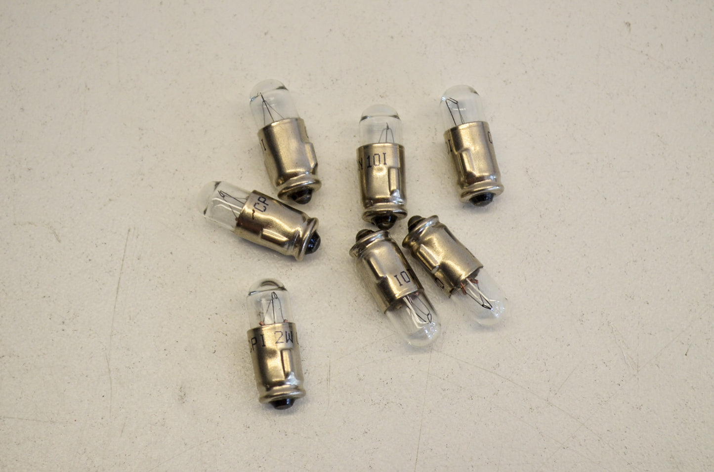 New Candlepower Bulb 12V 2W QTY 7 NOS