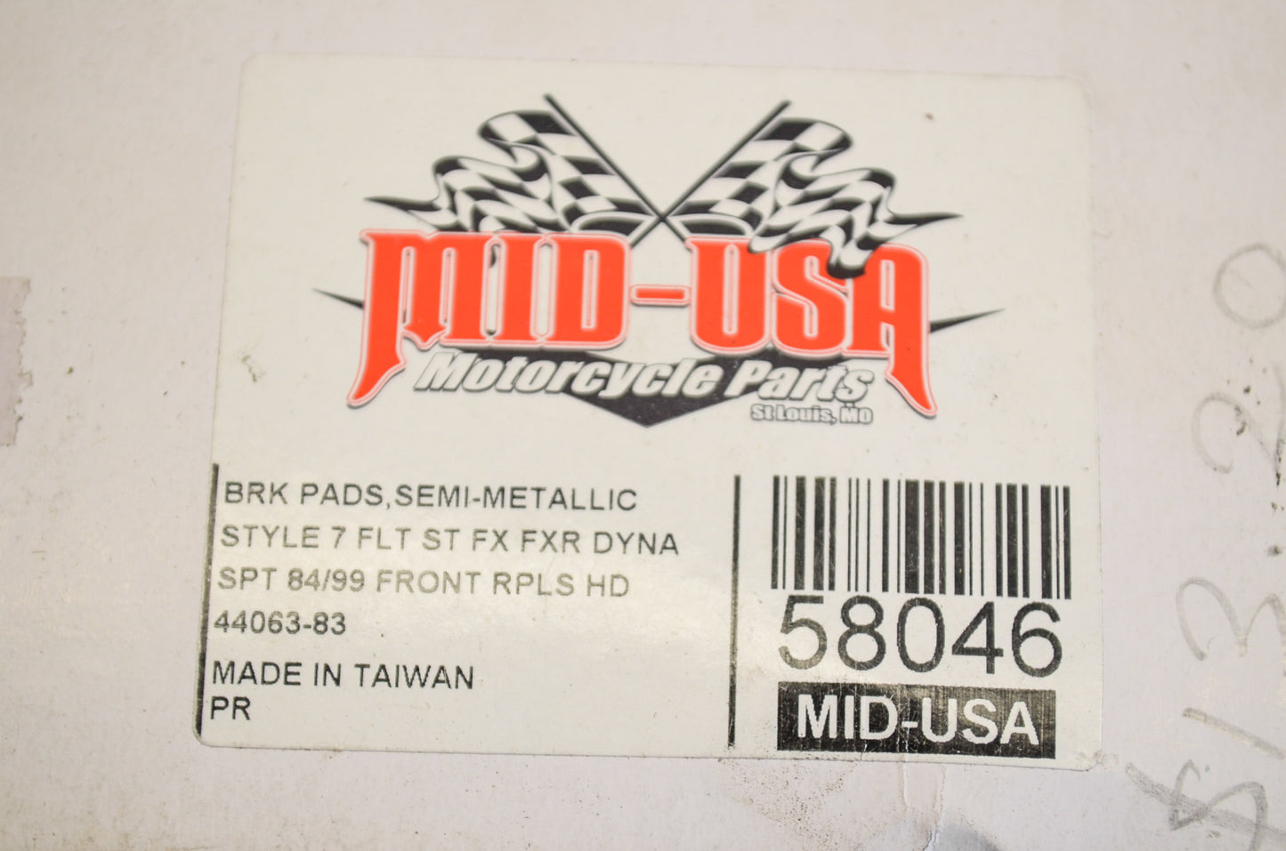 New Mid USA Semi Metallic Brake Pad QTY 2 NOS