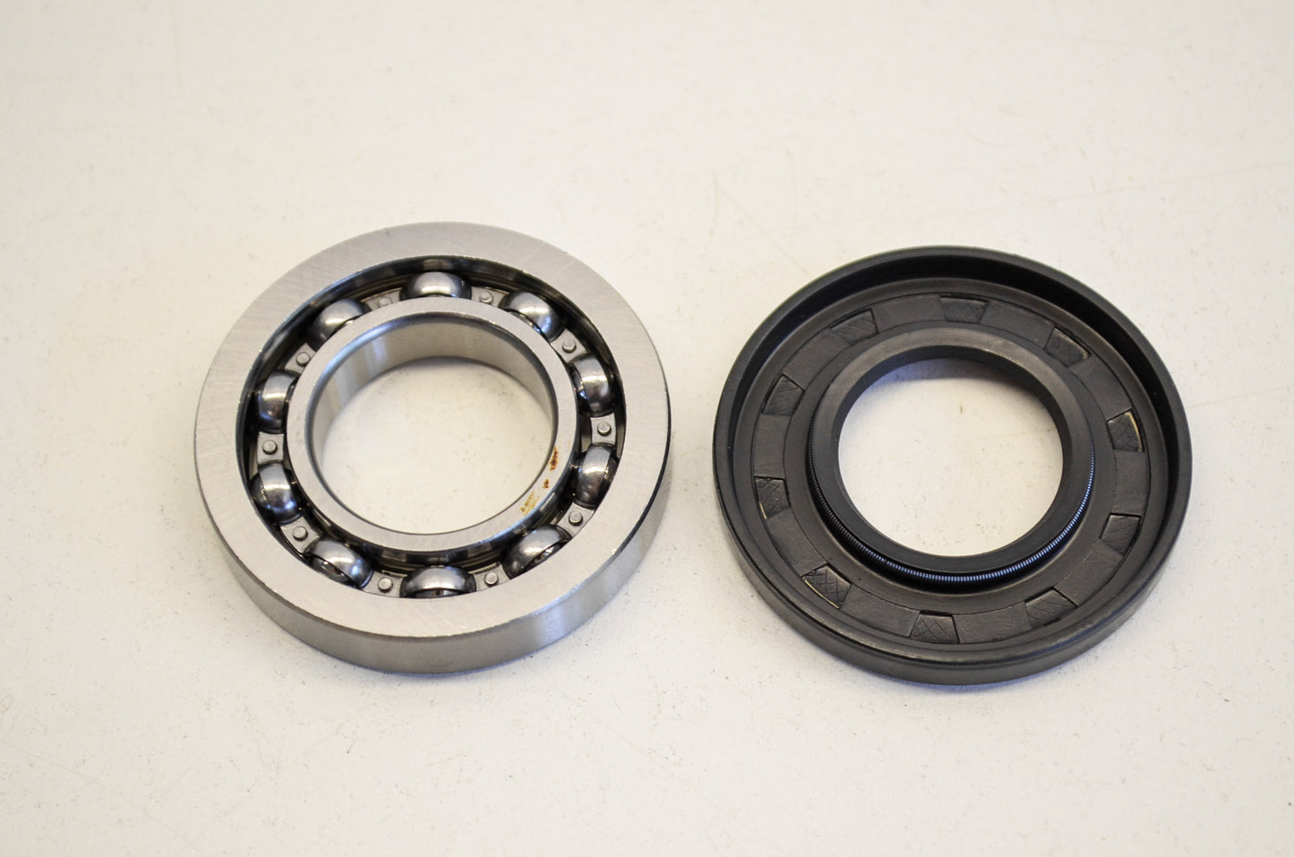 Inner Bearing & Seal Kit NOS
