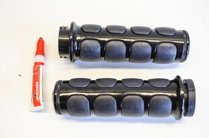 New Kuryakyn ISO Grip Kit Black NOS