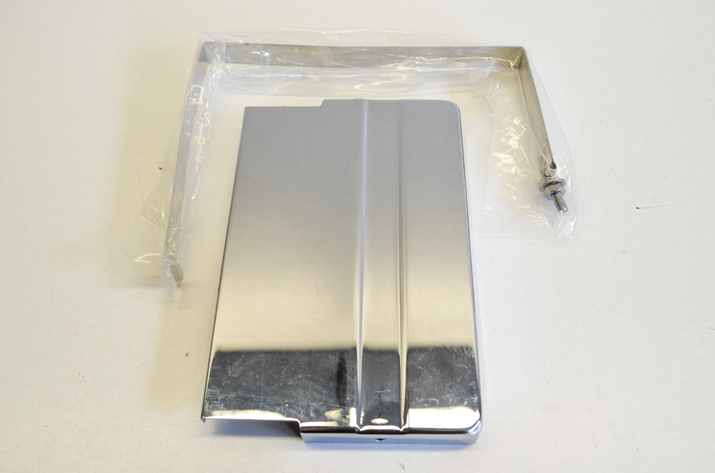 New V-Twin Battery Top Cover & Strap Kit NOS