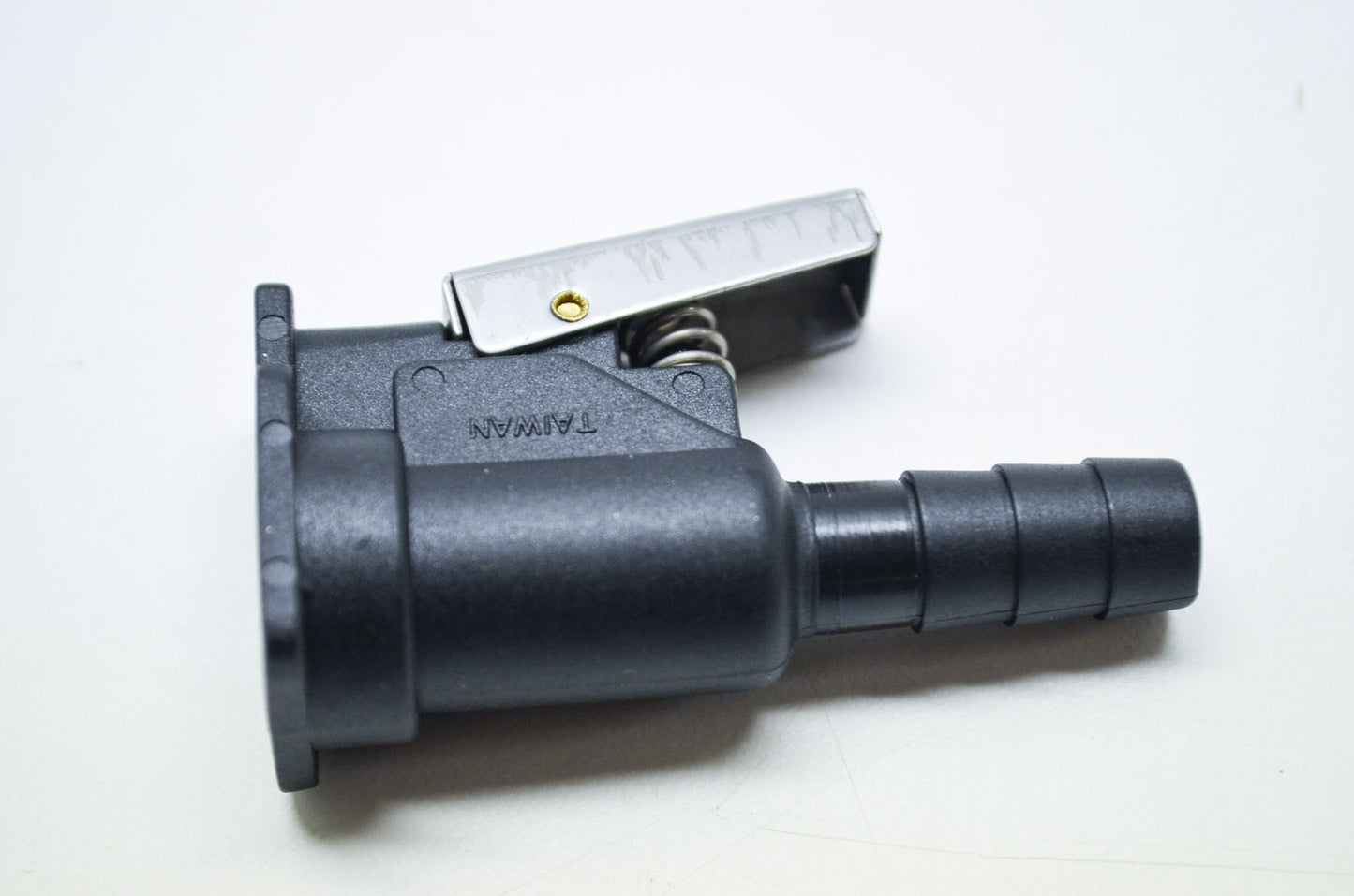 New Sierra Fuel Connector 3/8' Barb