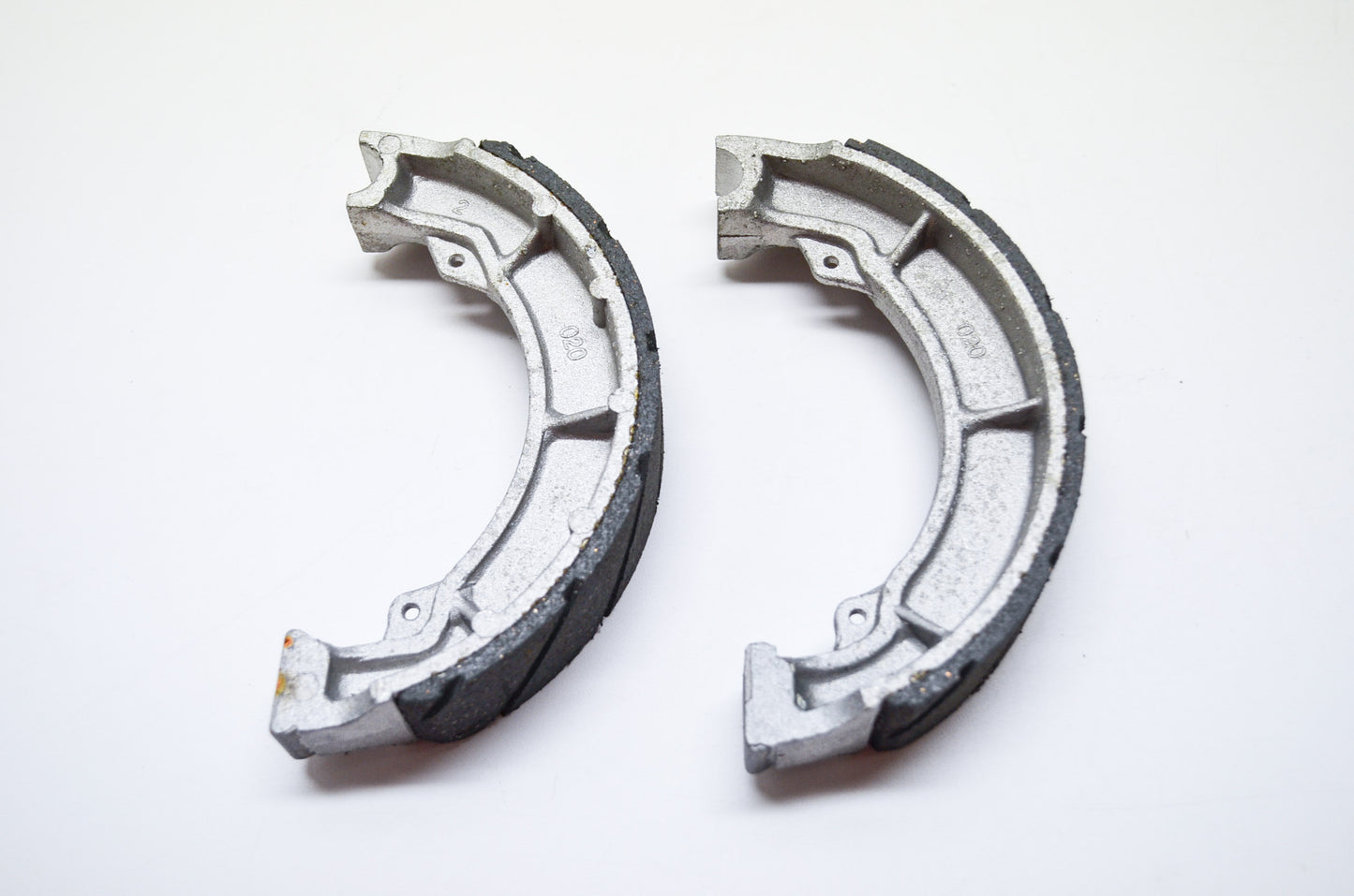 New Emgo Water Grooved Brake Shoes Qty 2 Kaw