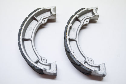 New Emgo Water Grooved Brake Shoes Qty 2 Kaw