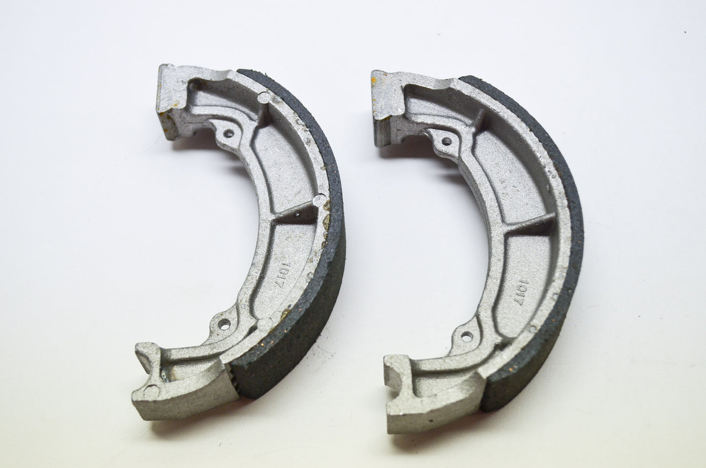 EMGO 93-42005, 41048-1017 Brake Shoes Kawa KLF220 KLT250 KLF185 Qty 2 NOS