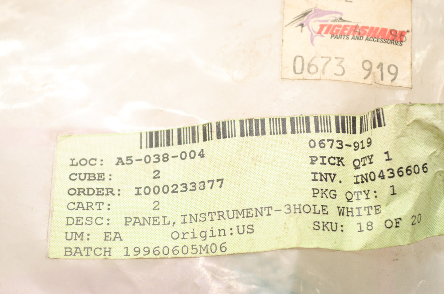 Tigershark 0673-919, 0673-987 3 Hole White Instrument Panel NOS