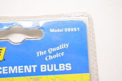 New Seachoice Products Replacement Bulbs 12 V 15 Candle Power Qty 2 NOS