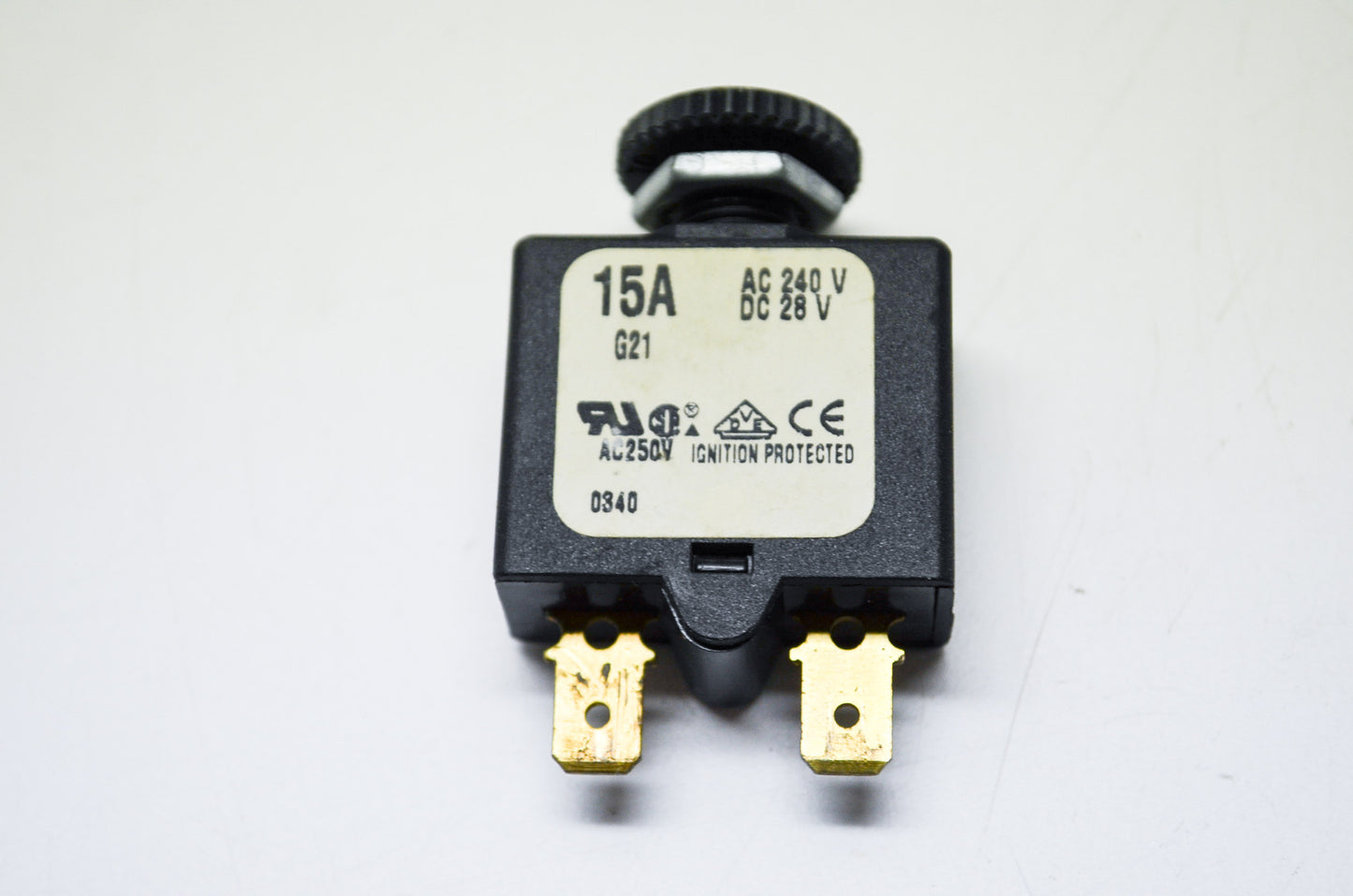 New Seachoice Products Push Reset Circuit Breaker 15 Amp NOS