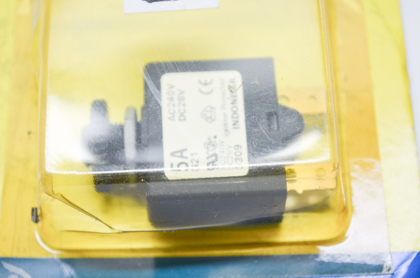 New Seachoice Products Black Push Reset Circuit Breaker 5 Amp 12 VDC NOS