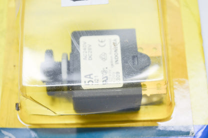 New Seachoice Products Black Push Reset Circuit Breaker 5 Amp 12 VDC NOS
