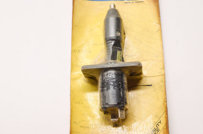 New Seachoice Products Accessory Plug & Socket Universal 12 V NOS