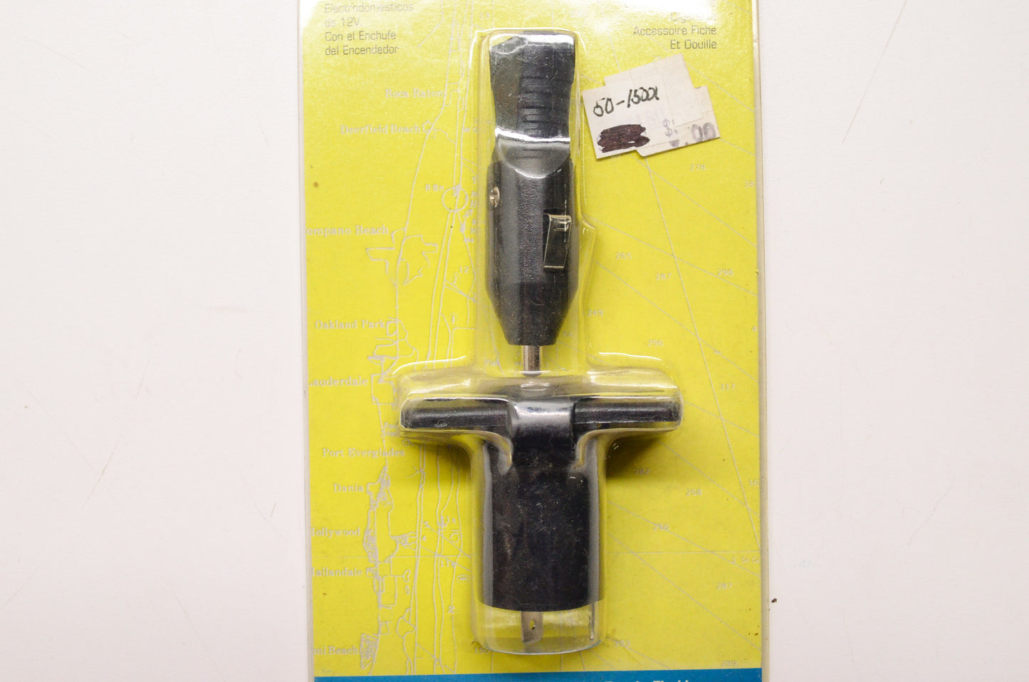 New Seachoice Products Accessory Plug & Socket Universal 12 V NOS