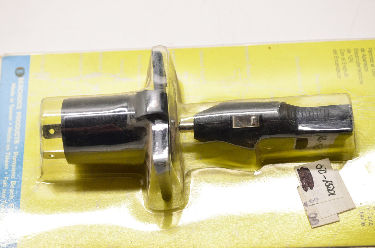 New Seachoice Products Accessory Plug & Socket Universal 12 V NOS