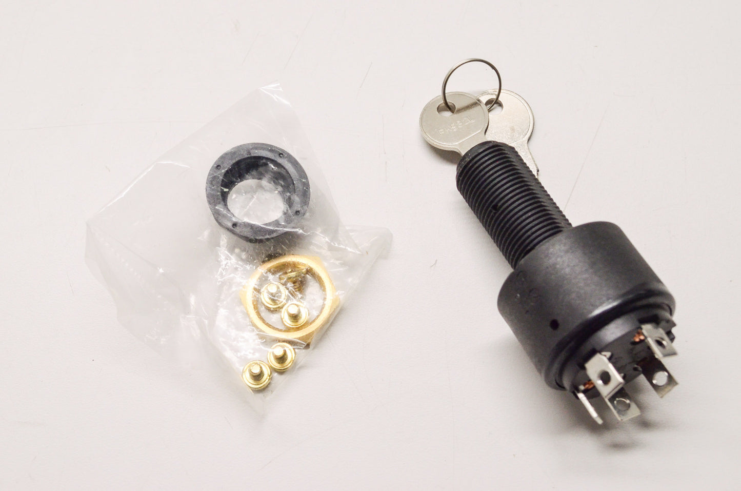 New Sierra Ignition Switch Off-On-Start NOS