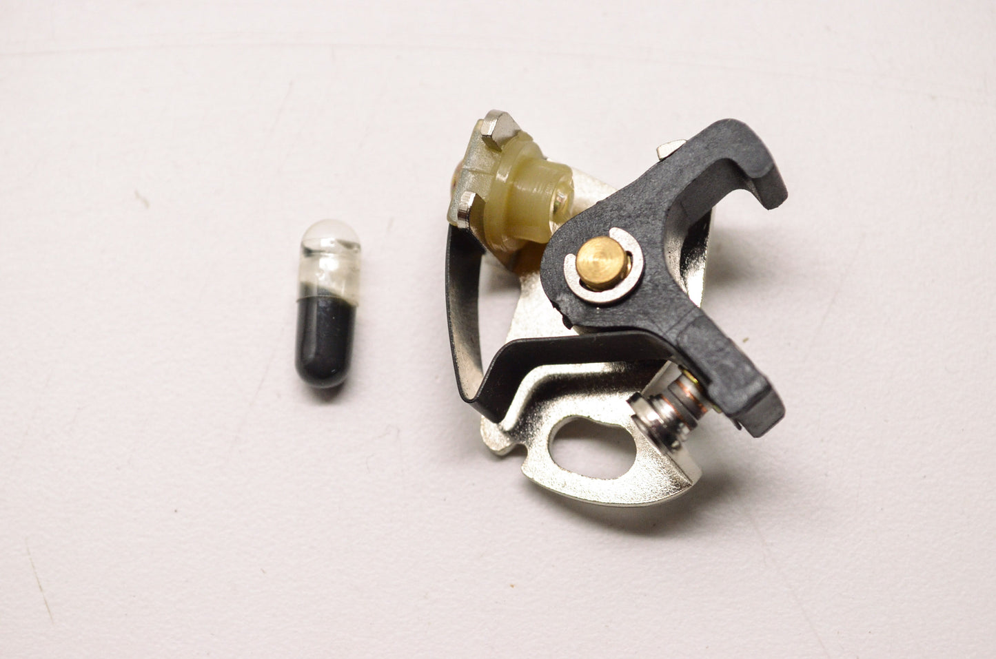 New Sierra Contact Set NOS