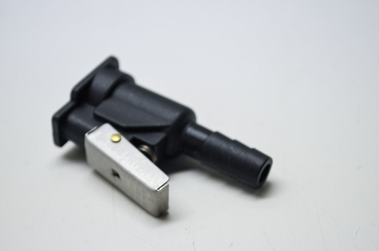New Sierra Fuel Connector 3/8' Barb
