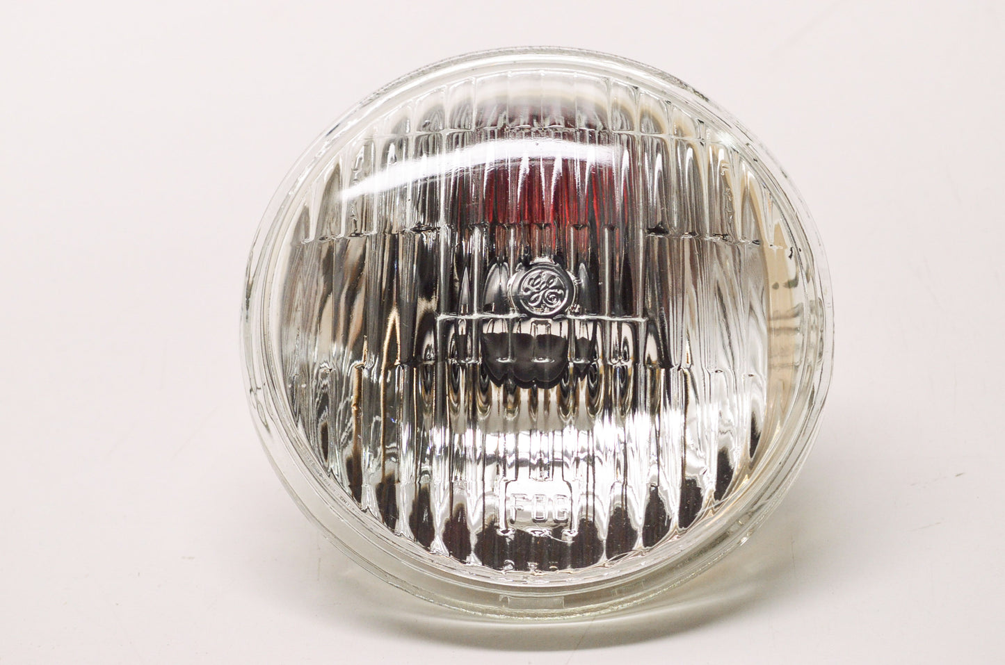 LLP 01-4415, 8600L, GE4415, GE4415-1 GE Lamp 4.5' 35 Watts 12V NOS