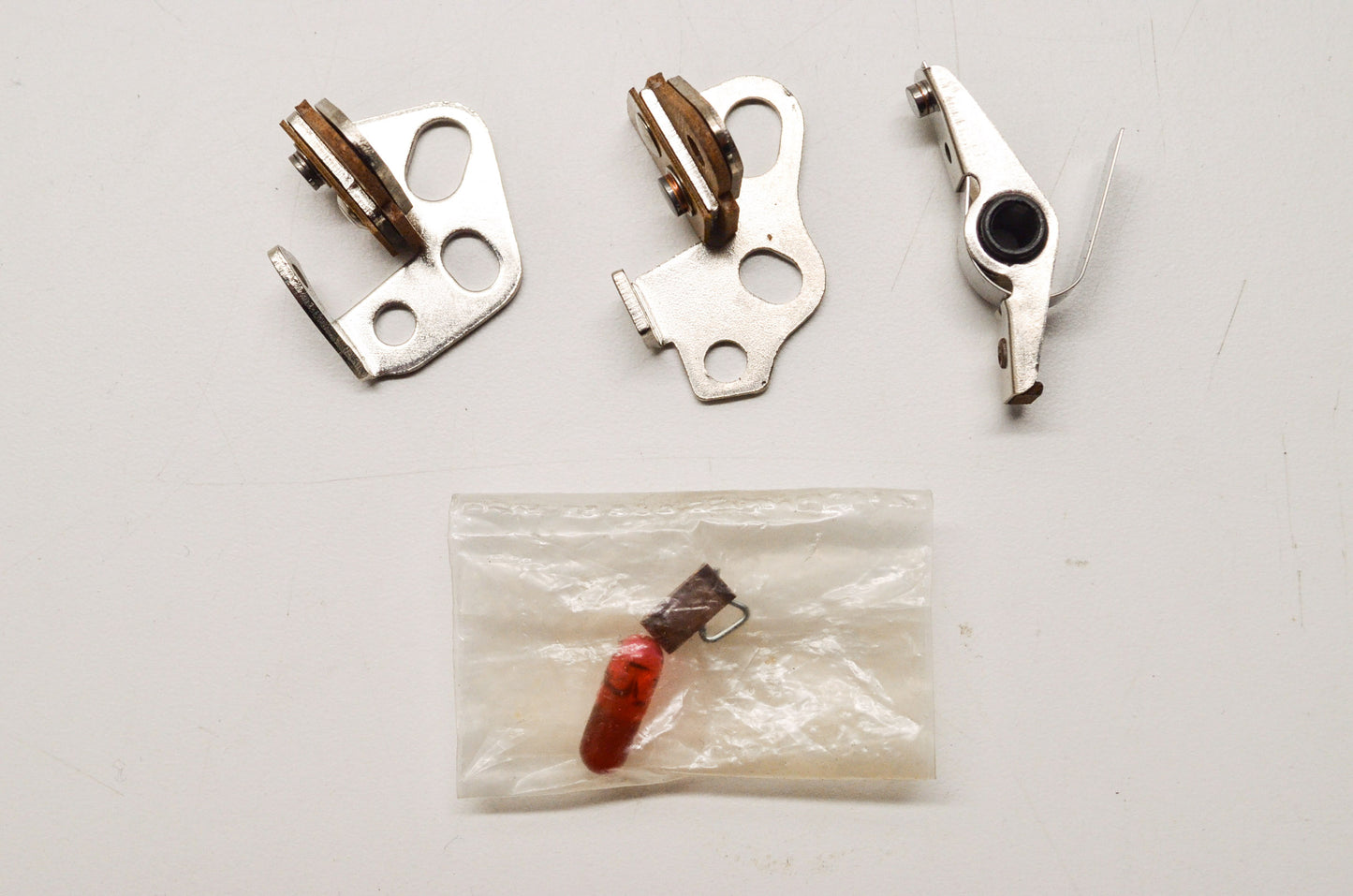 Quicksilver Mercury Marine Ignition Breaker Point Kit NOS