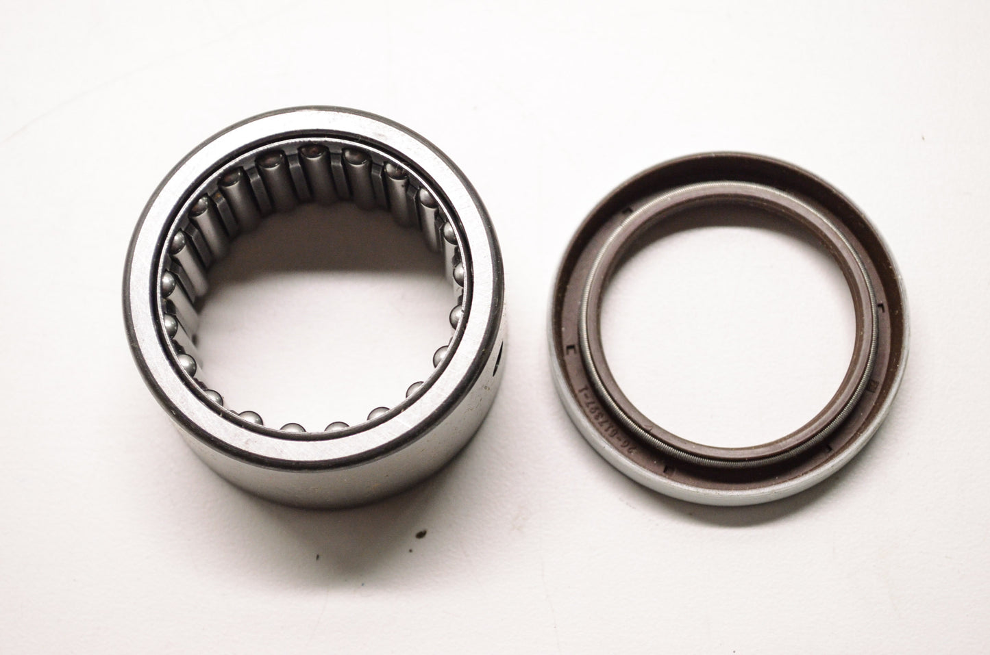 New OEM Quicksilver Mercury Marine Bearing Kit NOS