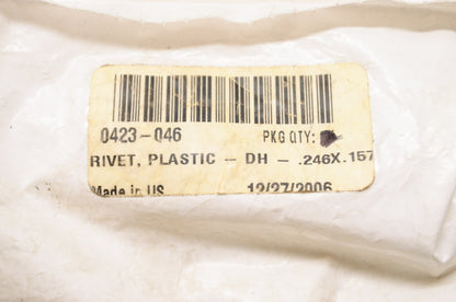 OEM Arctic Cat 0423-046 Black Plastic Rivet Dh NOS