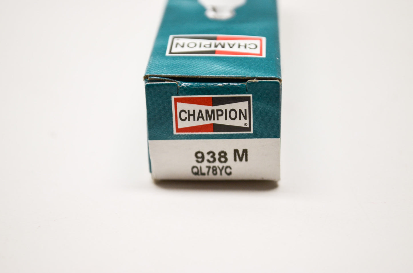 New Champion Copper Marine Spark Plug Qty 2 NOS