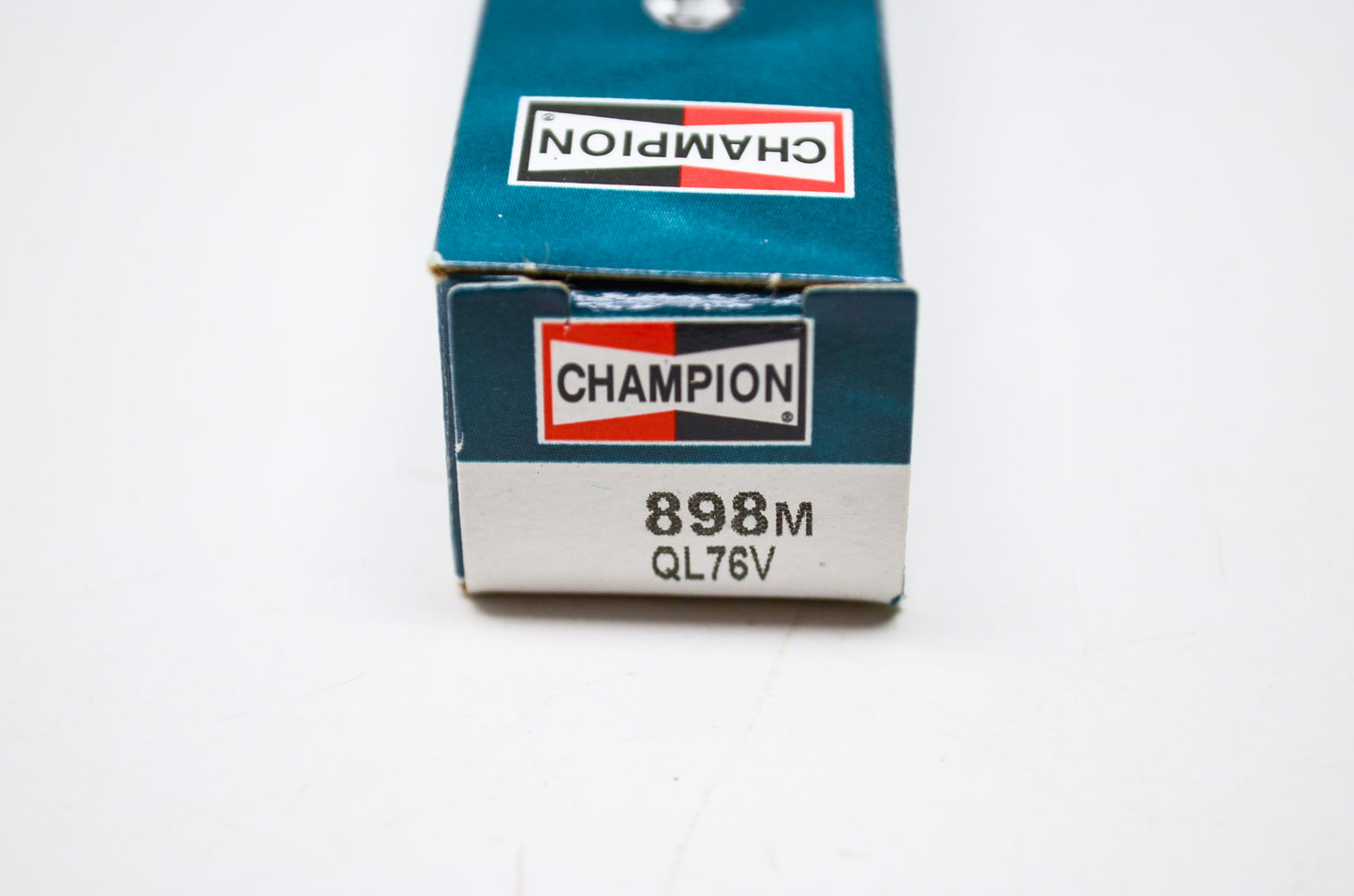 New Champion Copper Marine Spark Plug Qty 3 NOS