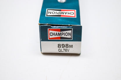New Champion Copper Marine Spark Plug Qty 3 NOS