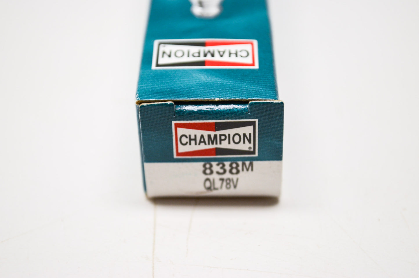 New Champion Copper Marine Spark Plug Qty 2 NOS