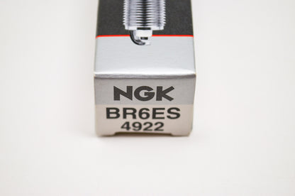 NGK BR6ES, 4922 Spark Plug QTY 2 NOS
