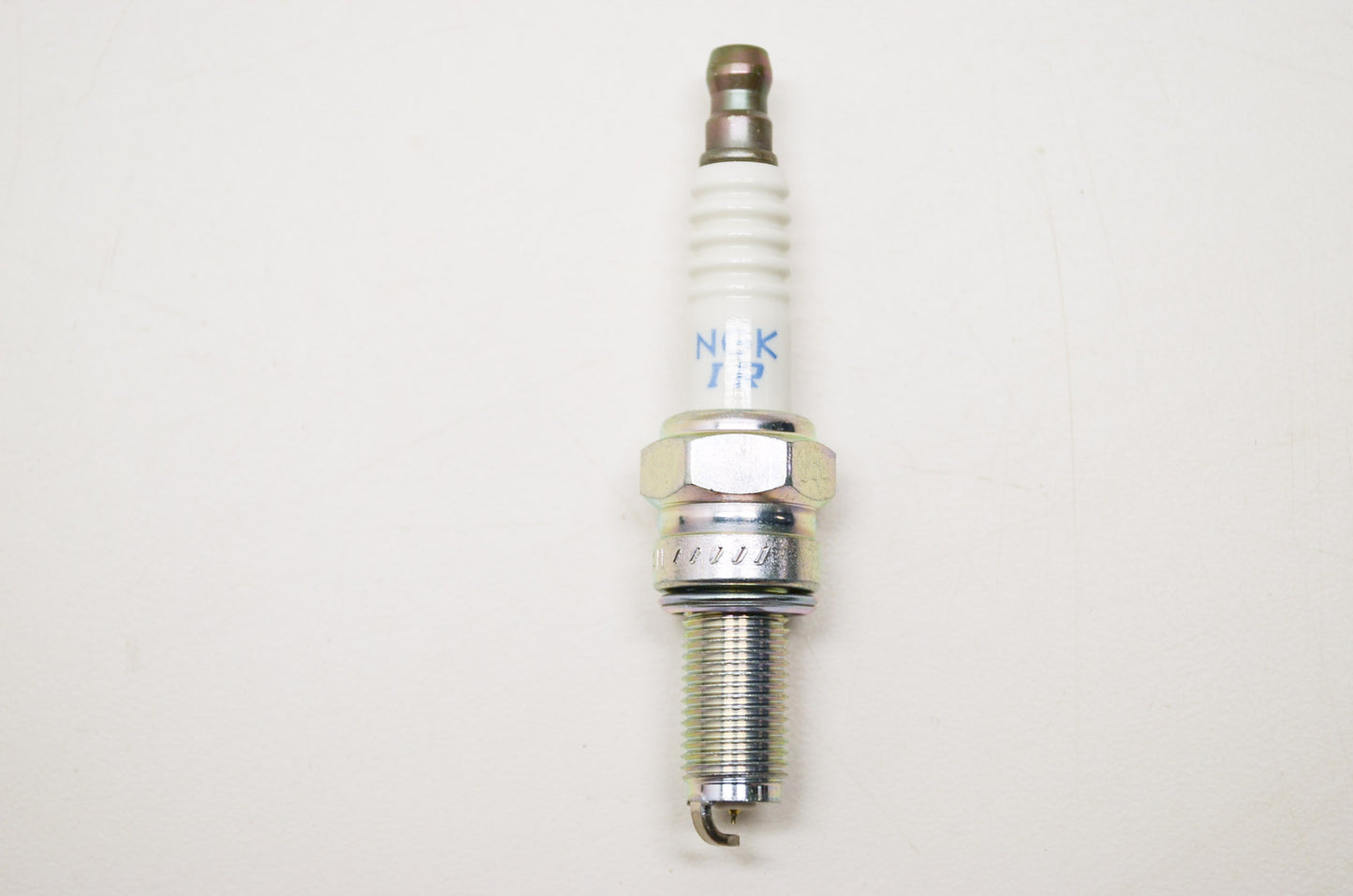 NGK CR8EIB-10, 4948 Laser Iridium Premium Spark Plug NOS